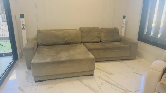 Sofá 3 lugares 