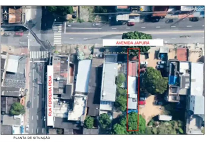 Vendo Casa/Terreno de 920 m² Excelente para Residências ou Comercio Av. Japurá