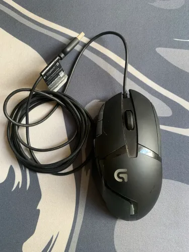 Mouse Logitech G402