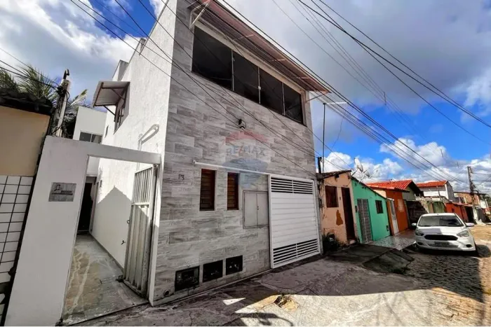 Casa de 175 m² com Escritura Pública na Vila de Ponta Negra.