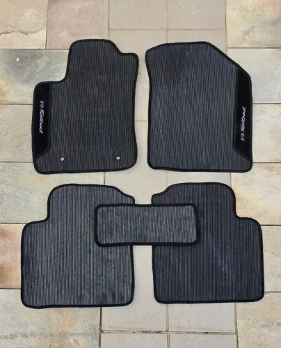 Conjunto tapete borracha Fiat Fastback