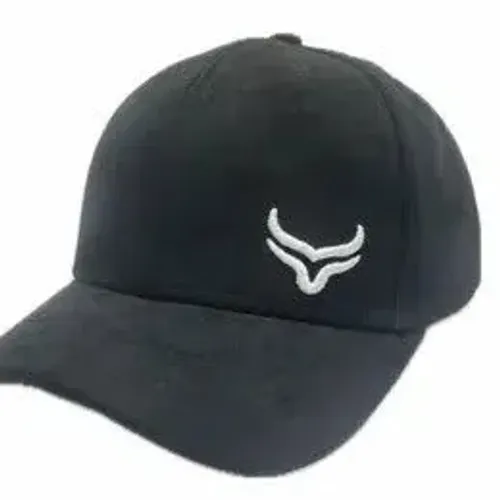 BONÉ - HORNZ PRETO/BRANCO