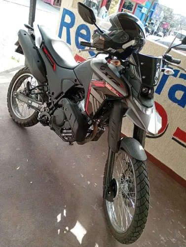 LANDER 250cc único dono