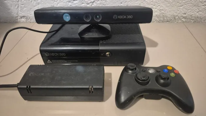 Xbox 360 com kinect