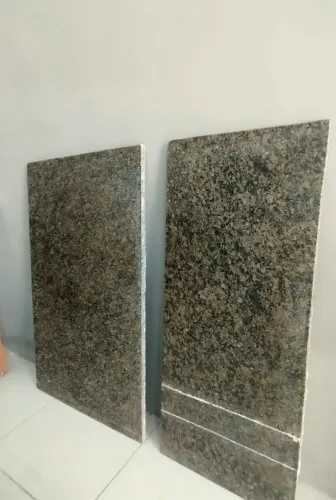 2 peças de Granito Marrom Café Imperial