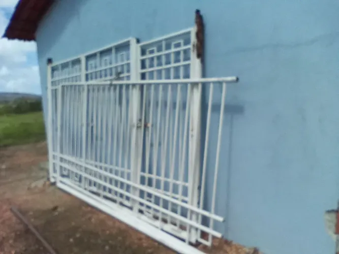 Portão de ferro tubular