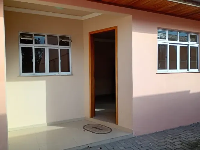 Linda CASA para locação no bairro CAJURU