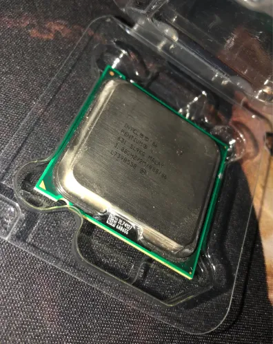 CPU PENTIUM 4 631