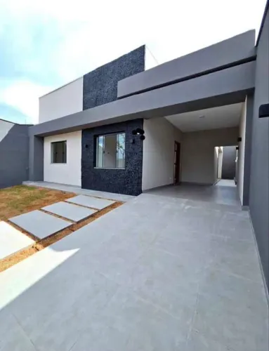 Casa a venda - recém construída