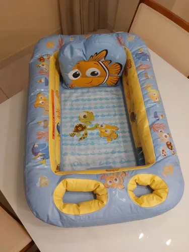 Piscina/banheira Inflável para bebê.
