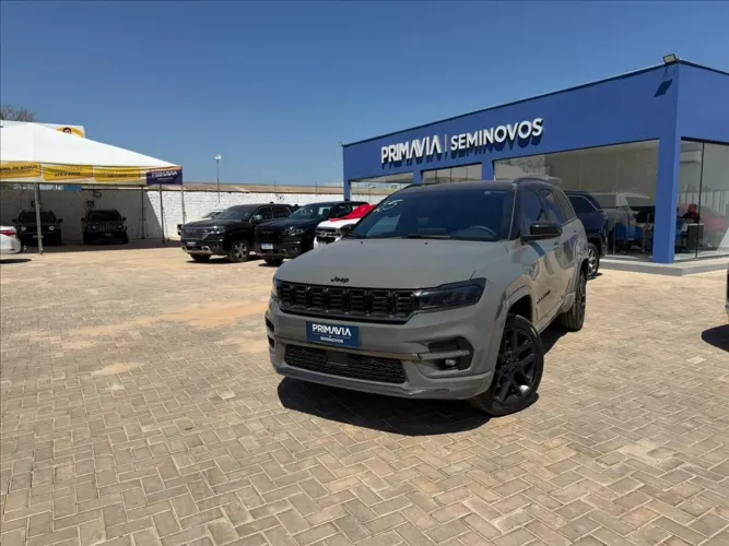 Jeep Commander Black Hurricane 2.0 4X4 TB AUT 2025
