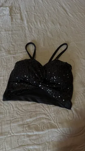 Cropped paetê preto