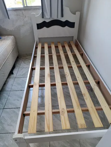 Cama solteiro 