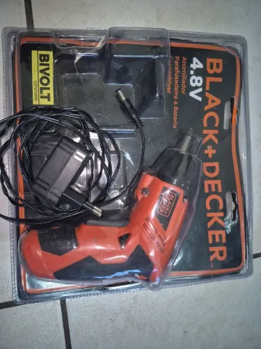 Parafusadeira à Bateria BLACK+DECKER 4.8V, sem Acessórios