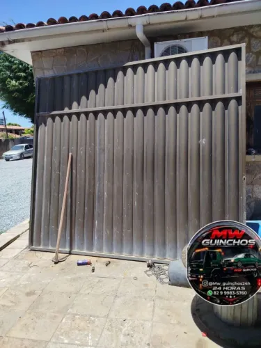 Portão de alumínio 2.975 x 2.645, s/roldana.