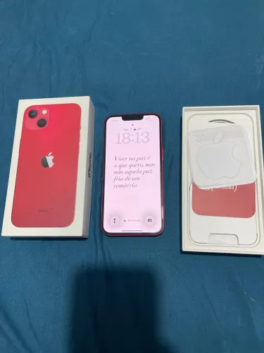 Vendo iPhone 13 vermelho sem marcas de uso 