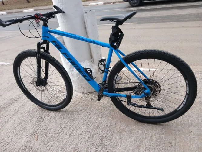 Vendo bicicleta aro 29 tamanho do quadro 21