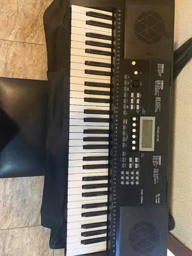 Teclado Roland Revas