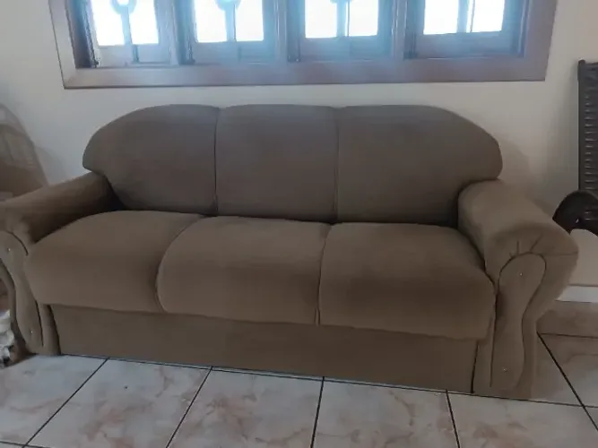 Estofado três lugares