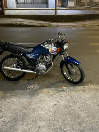 Toda certinha cg 99 tem alguns defeitos simples de arrumar