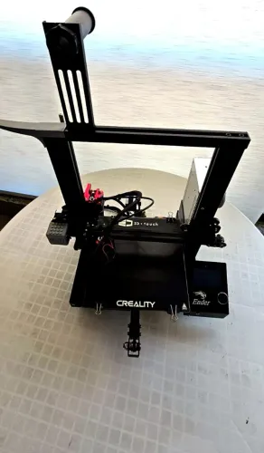 Impressora 3D Creality Ender 3 - Pouco usada, e Sensor BLTouch (3D Touch).