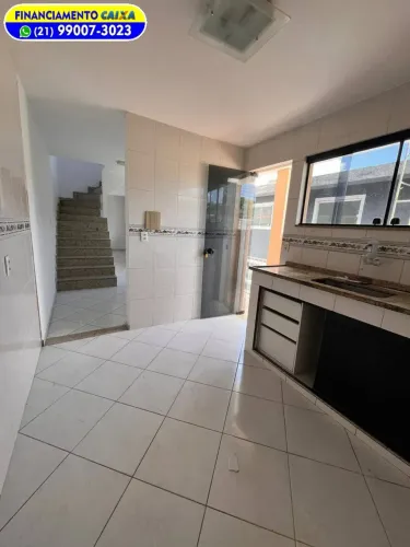 Duplex 2 quartos um suite, próximo à antiga Avenida Maricá no Galo Branco