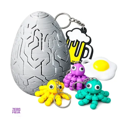 Ovo Surpresa com Chaveiro Articulado - Modelo Misterioso 3D