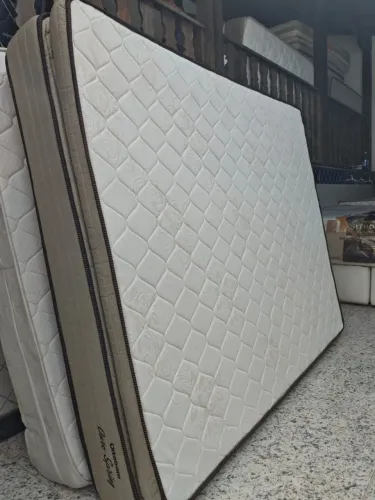 Colchão Queen Ortobom Luxo, sem uso Aceito Cartão e Entrego