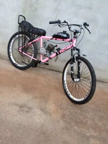 Motorizada 100cc com o motor revisado pra ir rápido 