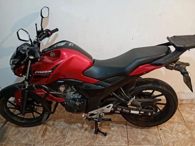 Moto fz15 novinha