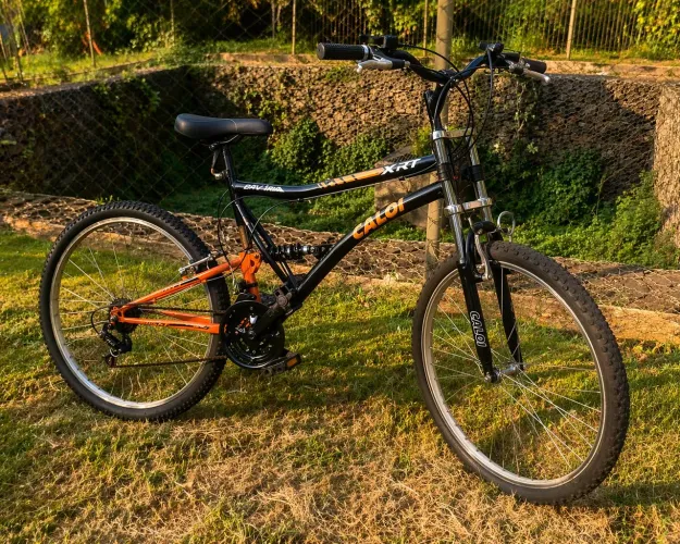 Bicicleta caloi aro 26 com amortecedor 