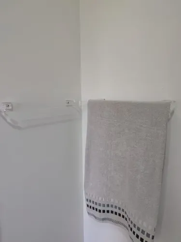 1 Suporte para Toalha de Banho