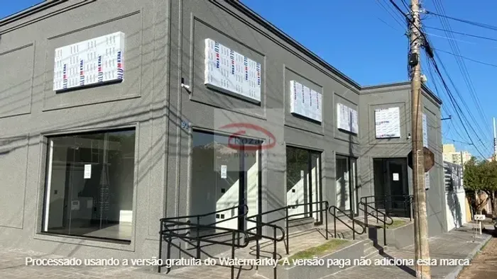 Galeria para aluguel possui 32 metros quadrados
