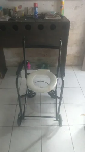 Cadeira Geriatrica de Banho