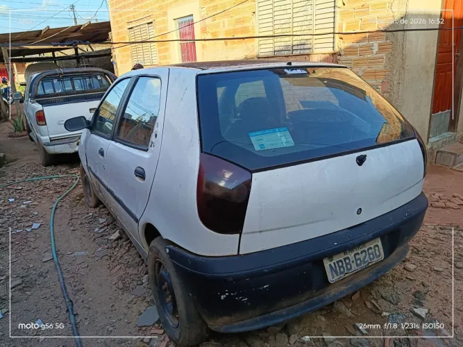 Fiat Palio EL 1.5 MPI 2P E 4P (álcool) 1996