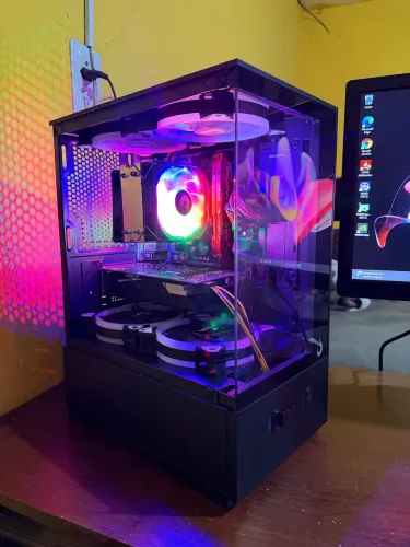 PC GAMER I7 7700/ GTX 1050TI/ 16GB DDR4/ SSD 240GB+HD 500GB/ WINDOWS 11 PACOTE OFFICE
