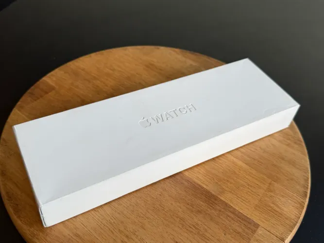 Apple Watch 11 42mm Space Gray NOVO