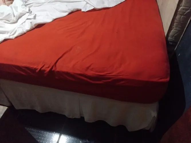 Cama Box semi nova!!!