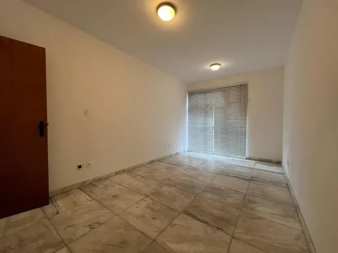 COMPRE OU ALUGUE SALA EM FRENTE O TRT