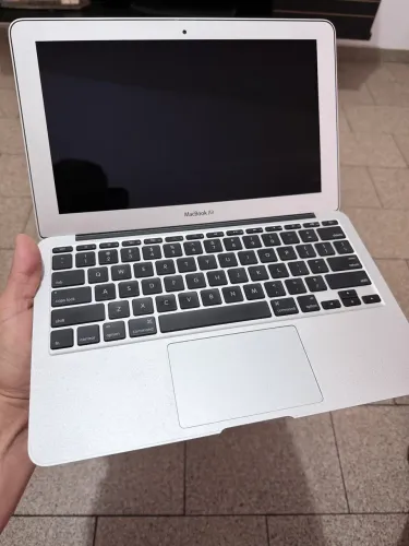 Macbook Air Mid 2011 impecável