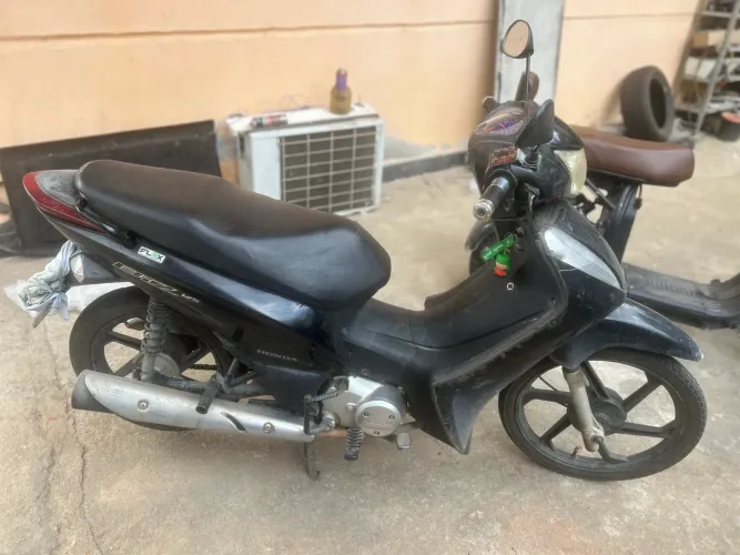 Honda Biz 125 ES 2013 - Abaixo da FIPE (É pegar e andar!)