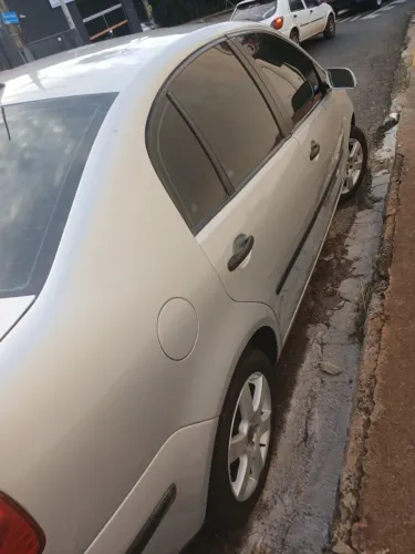 Volkswagen Polo Sedan 1.6 MI Total Flex 8V 4P 2008