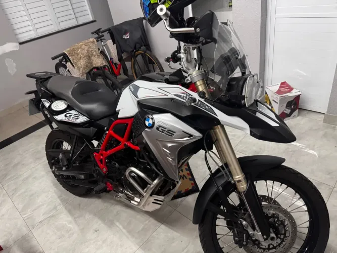 F800 trophy zera 