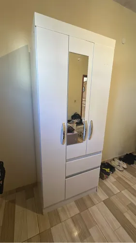 VENDO guarda roupa