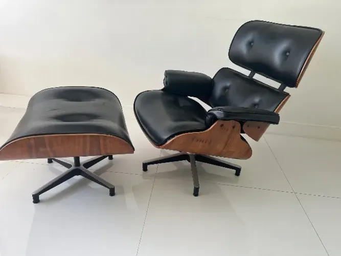 Cadeira Charles Eames
