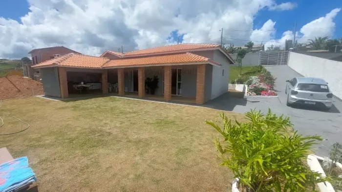 Chácara com escritura em condomínio fechado à venda em Pinhalzinho/SP.