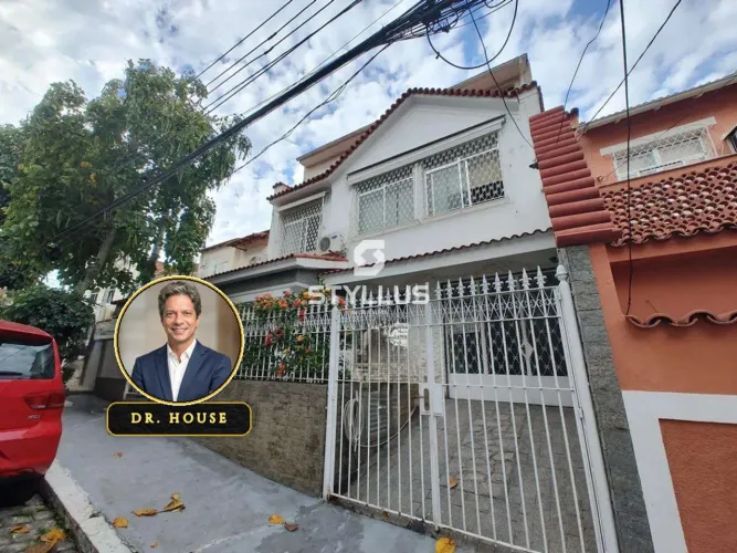 Casarão Duplex de Alto Padrão em Condomínio Fechado em Lins de Vasconcelos! M60T