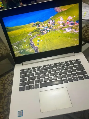 Notebook Lenovo IdeaPad 320 Intel Core i3 - 4GB RAM - Windows 10