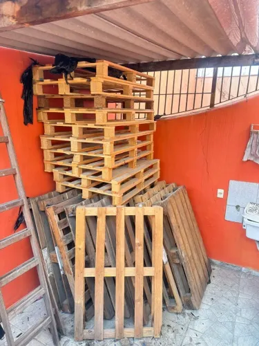 Pallets semi novos