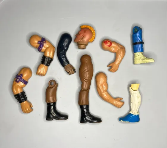 Lote de peças para boneco Rambo - Glasslite / LJN